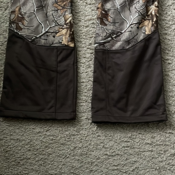 NWT Men’s Under Armour Stealth Fleece Hunting Pants Green Camouflage Size 42x32 - Picture 11 of 16